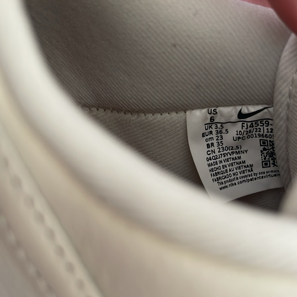 Nike women 6 - Picture 14 of 16